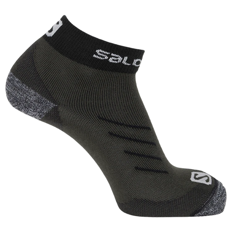 LC1815900_0_GHO_PULSE-ANKLE_EBONY_BLACK_WHITE.png