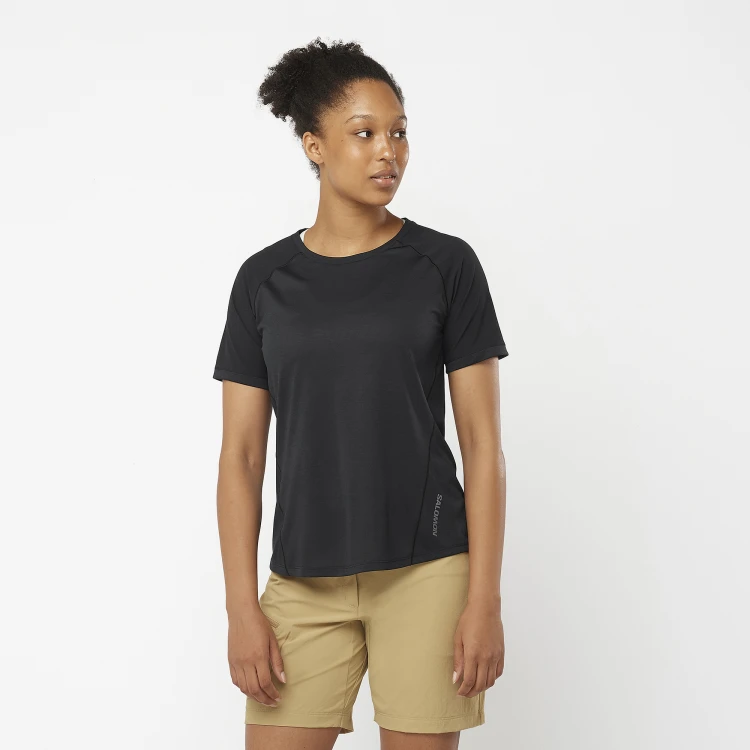 LC2029800_0_MOD_outlinetee_deepblack_hike_w.png