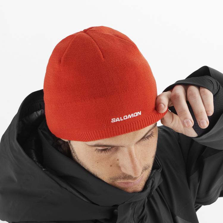 LC2157200_0_MOD_salomonbeanie_fieryred_fit_um.png