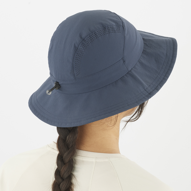 LC2480900_3_MOD_mountainhat_bluenights_hike_uw.png
