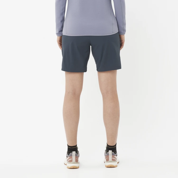 LC2472800_1_MOD_wayfarershorts_bluenights_hike_w.png