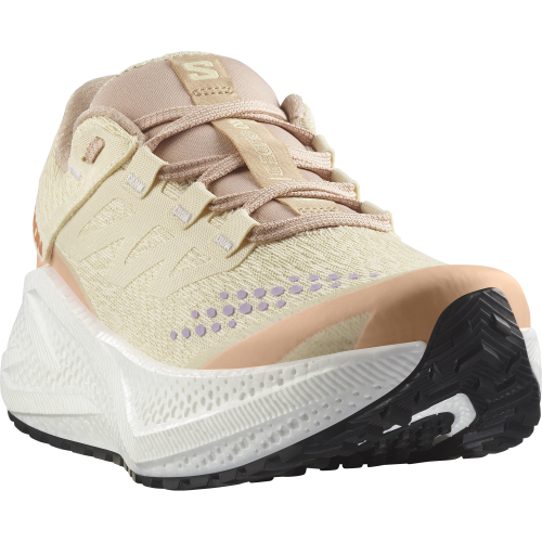 L47812500_5_GHO_AERO GLIDE 3 GRVL WShortbread_White_Fusion Coral.png