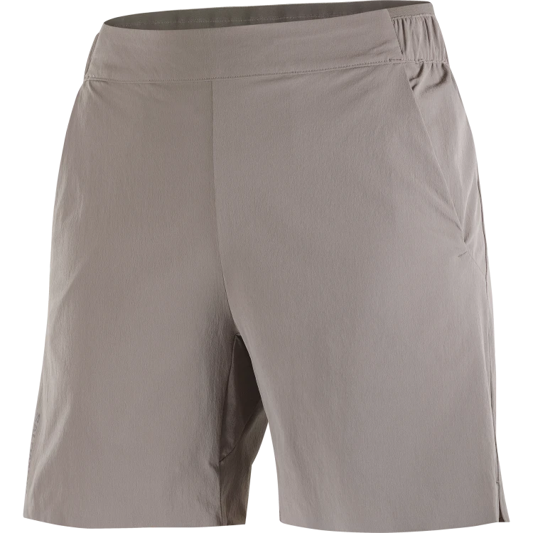 LC2475400_0_GHO_wayfarereaseshorts_iron_hike_w.png