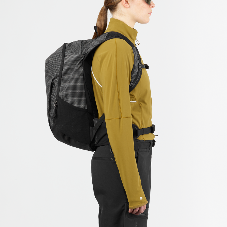 LC2670800_0_MOD_TRAILBLAZER 20 COMMUTER-BLACK.png