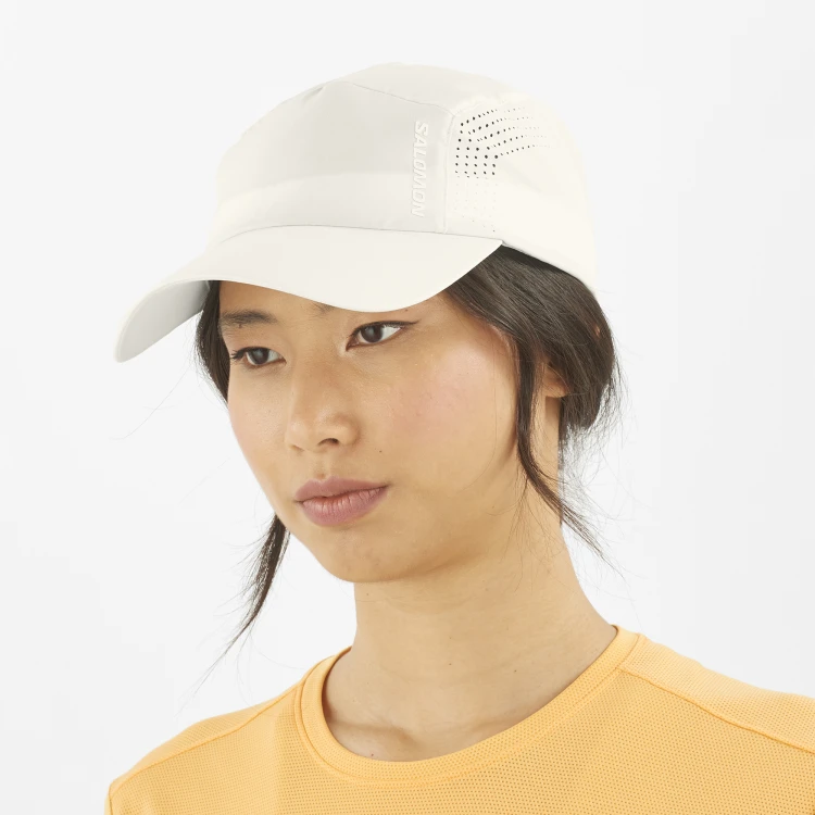 LC2723100_1_MOD_shkoutcap_whisperwhite_run_u.png